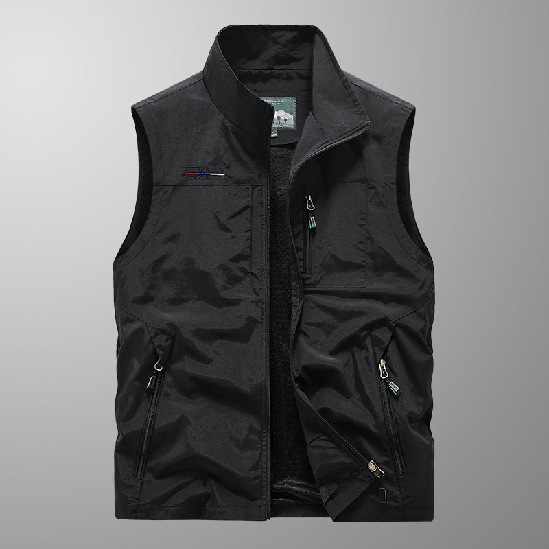 Outdoor Casual Vest Men's Spring And Autumn Thin Multi-pocket and easy to pack for your travel needs